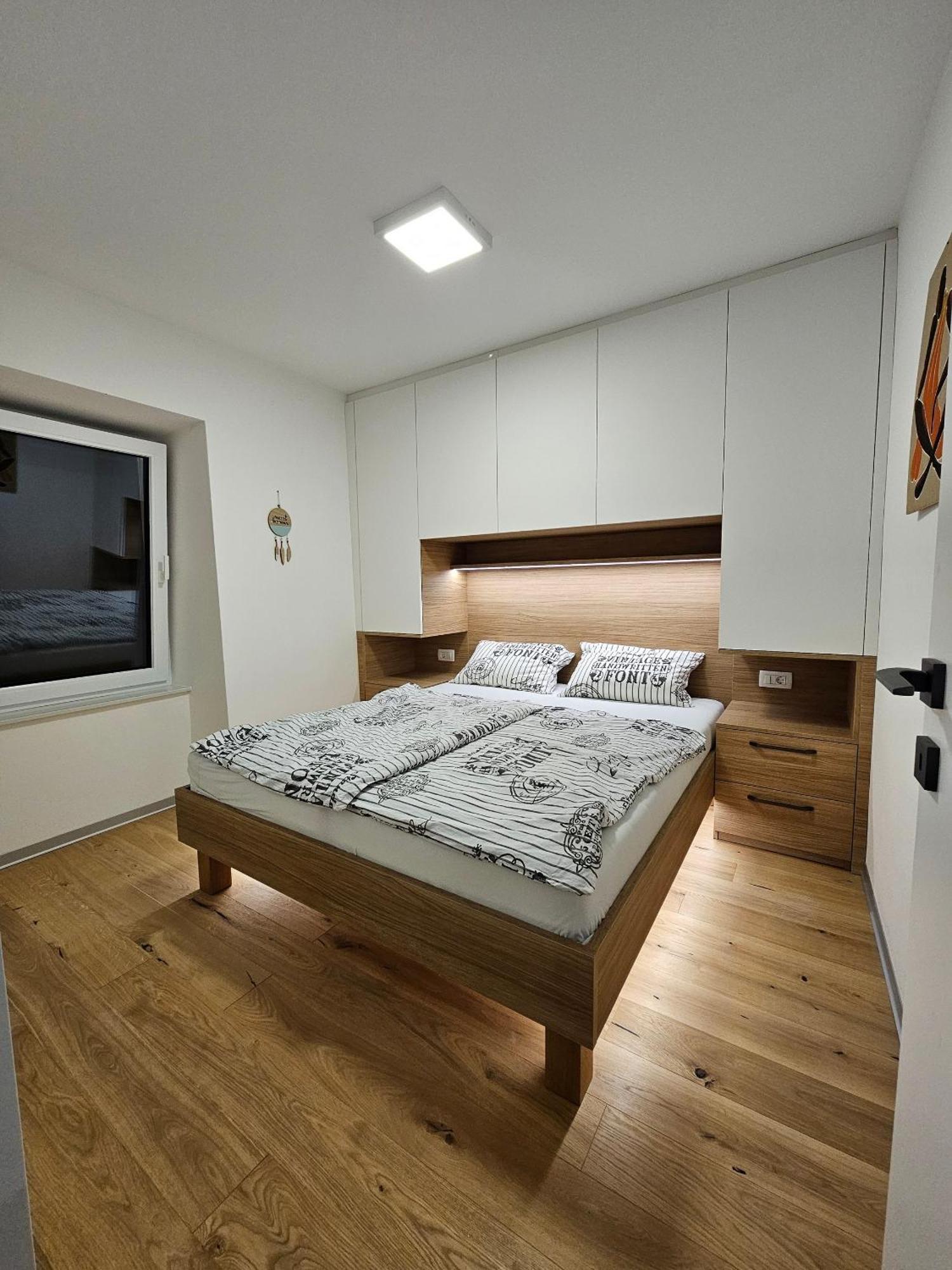 SeaView apartment Mirjam Portoroz Bagian luar foto